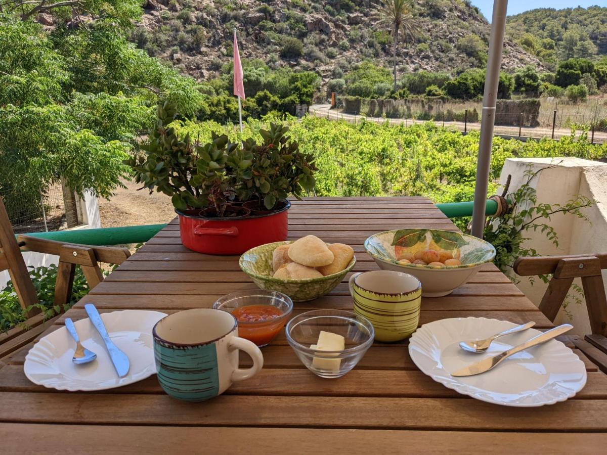 Bed and Breakfast Cala Vinagra House Carloforte  Exterior foto