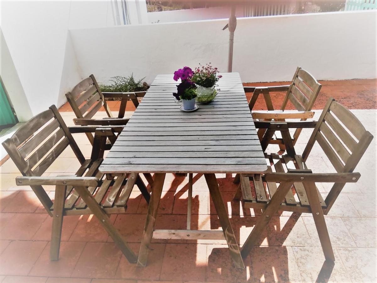 Bed and Breakfast Cala Vinagra House Carloforte  Exterior foto